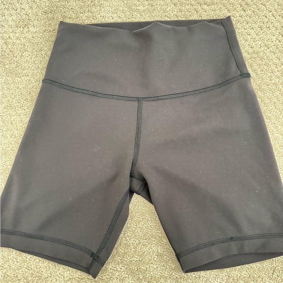 Lululemon biker shorts - Picture 1 of 4